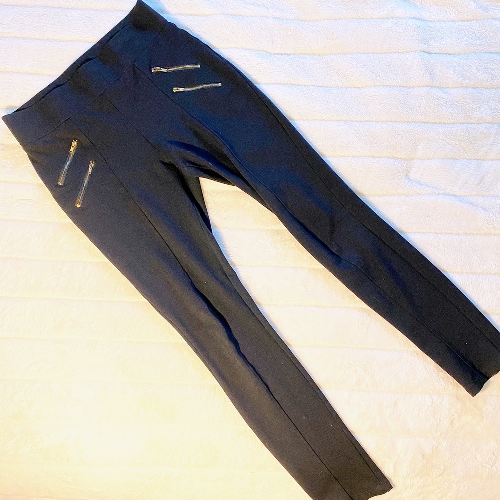 ✨ Black Legging Pants